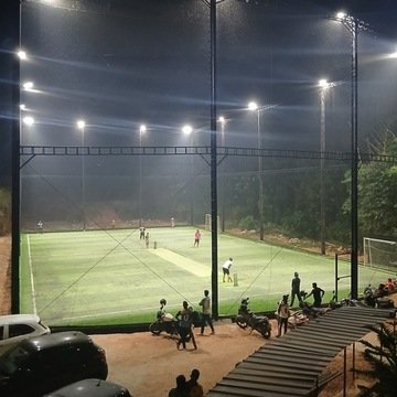 Outdoor games at Kick & Splash